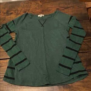 Threads 4 Thought long sleeve boatneck green top